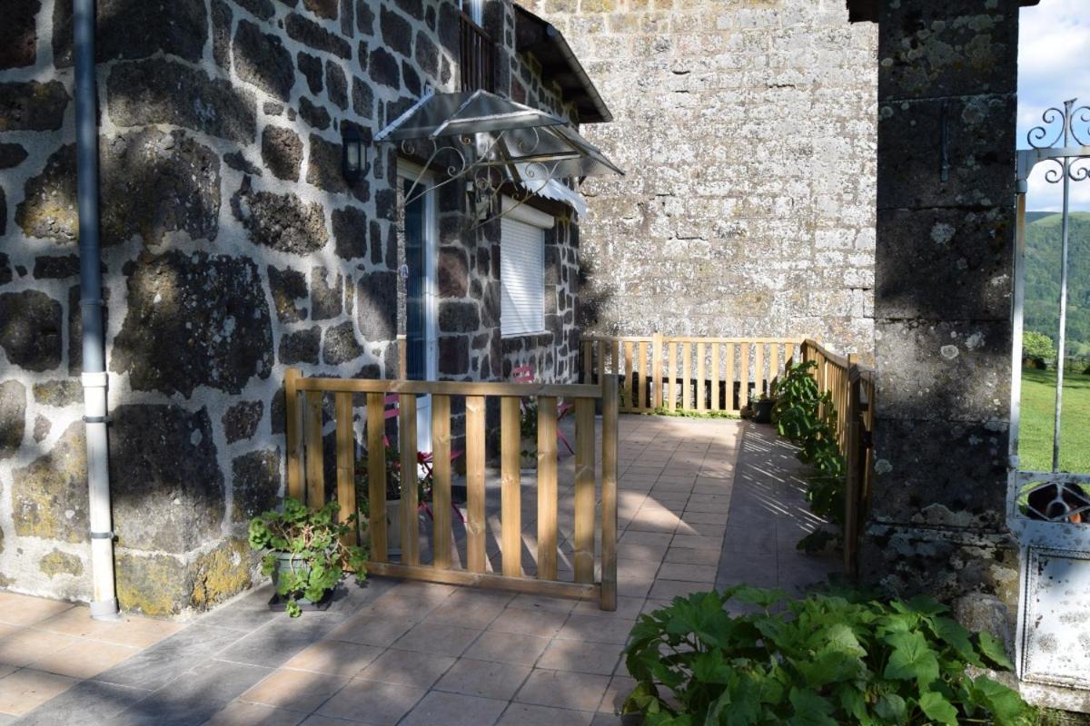 Gite 4 Personnes Dans Le Cantal Animaux Bienvenus Lascelle Εξωτερικό φωτογραφία